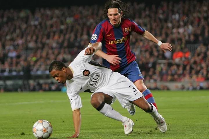 回忆十八年前往事！曼联功勋铁卫：梅西不是最难防的